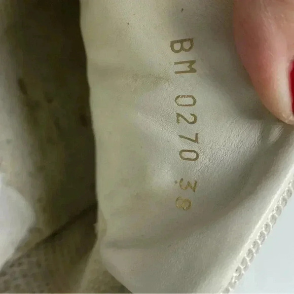 Louis Vuitton Calfskin Monogram Run Away Sneakers size 38 - Picture 10 of 15